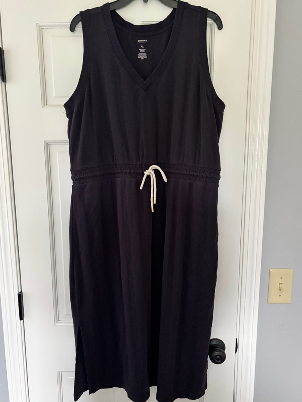 Navy Sleeveless V‑Neck Drawstring Dress